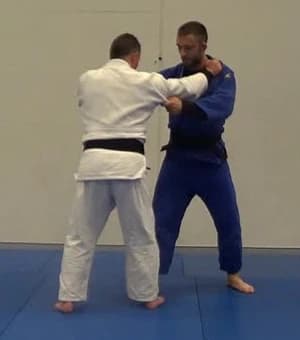 Ai Yotsu